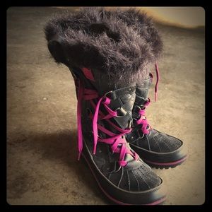 Women’s Sorel Tivoli twist winter boots